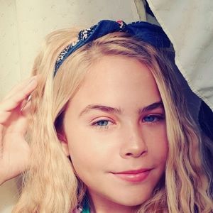 Meet your Posher, Hailey